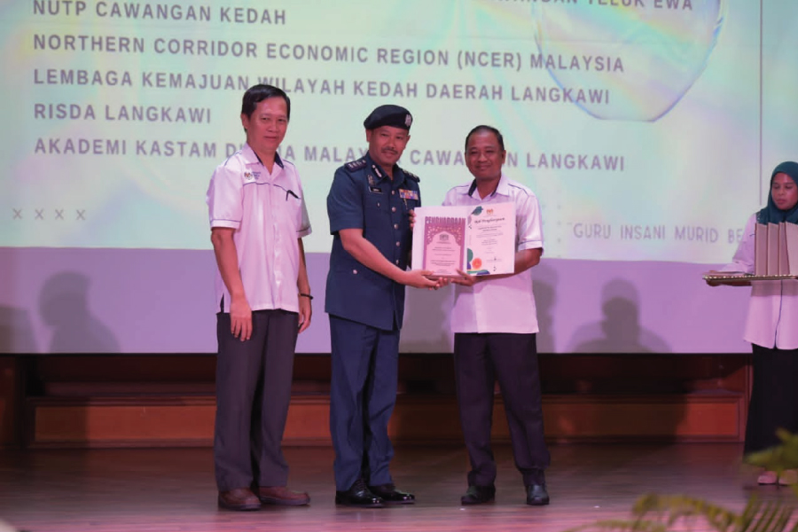 Spm Teacher Appreciation Awards Ceremony 2022 Lembaga Pembangunan Spm Teacher Appreciation Awards Ceremony 2022 Lembaga Pembangunan